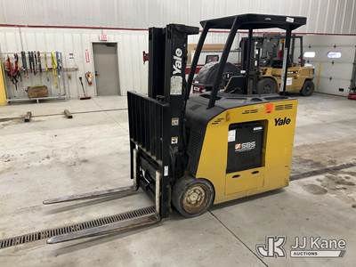 Yale ESC040FAN36TE078 Stand-Up Forklift
