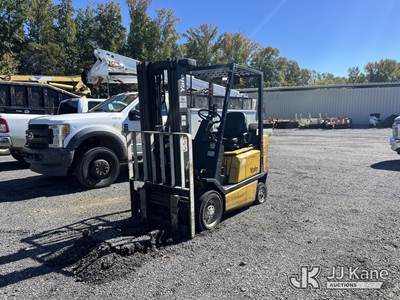 2003 Yale GLC050RGNJAE082 Solid Tired Forklift