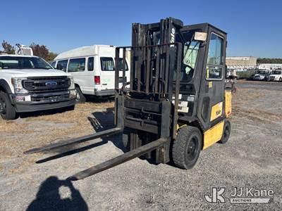YALE GLP050RGNUAE084 Rubber Tired Forklift