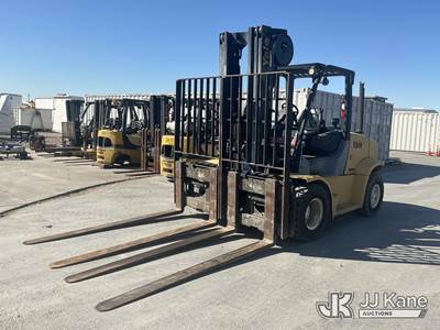 Yale GLP155VXNGDE113 Pneumatic Tired Forklift
