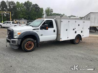 2015 Ford F550 Lube Truck