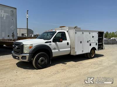 2015 Ford F550 Lube Truck