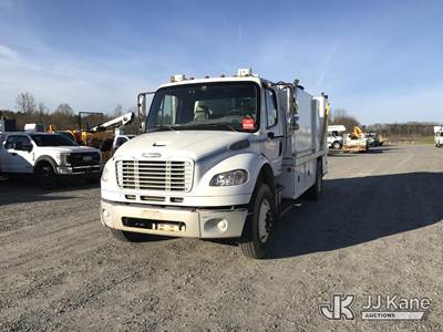 2006 Freightliner M2 106 Lube Truck