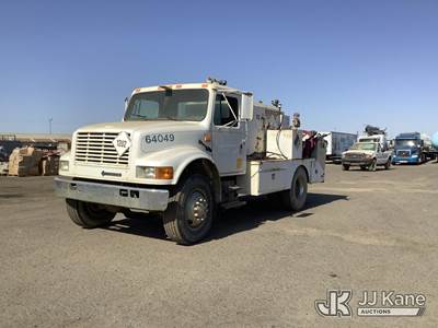 International Fuel & Lube Truck