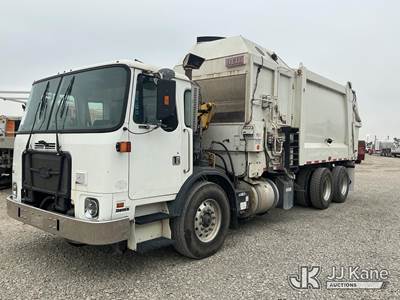 2017 Autocar ACX Xpeditor T/A Compactor Truck