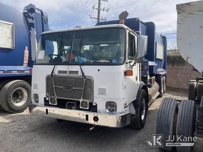2018 Autocar ACX Xpeditor T/A Trash Truck