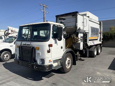 2018 Autocar ACX Xpeditor Trash Truck