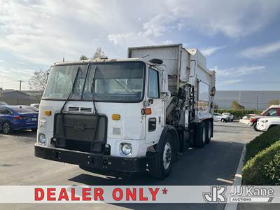 2012 Autocar ACX Xpeditor Trash Truck