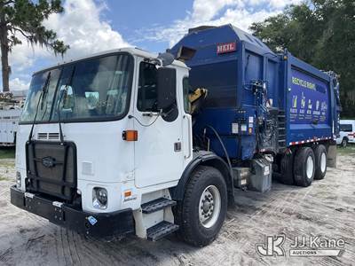 2019 Autocar ACX64 Garbage/Compactor Truck