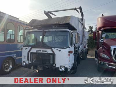 2006 Autocar Xpeditor Trash Truck