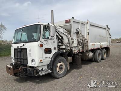 2006 Autocar Xpeditor Garbage/Compactor Truck