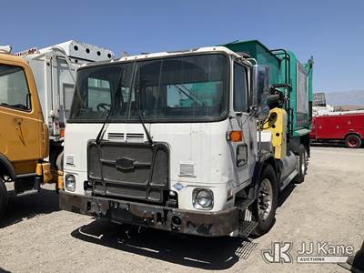 2016 Autocar Xpeditor Trash Truck