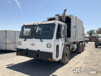 2008 Crane Carrier Co. Low Entry T/A Trash Compactor Truck