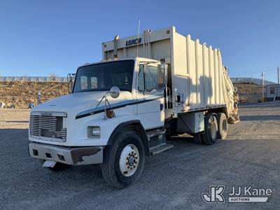 1996 Freightliner FL80 T/A Trash Compactor Truck