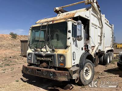 2013 Mack MRU613 T/A Trash Truck