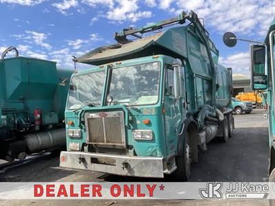 2010 Peterbilt 320 Front Load T/A Trash Truck