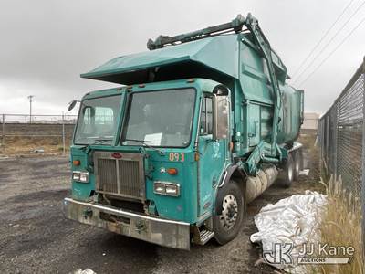 2011 Peterbilt 320 Front Load T/A Trash Truck