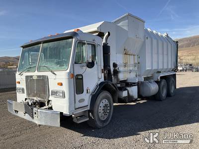 2000 Peterbilt 320 Garbage/Compactor Truck