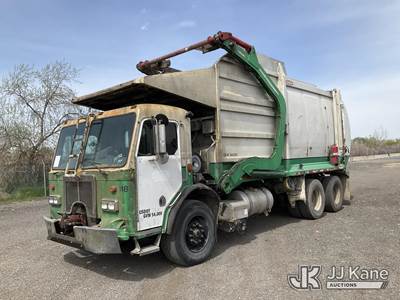 2005 Peterbilt 320 Garbage/Compactor Truck