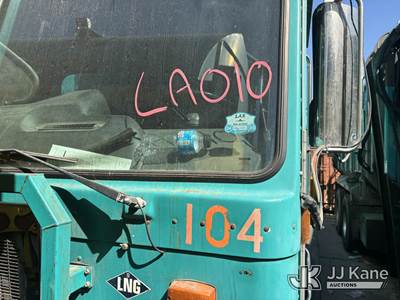 2011 Peterbilt 320 Front Loader 10.0L L6 6X4