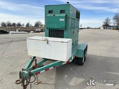 2004 Cummins Power Generation DGHD-5674687 Enclosed Portable Generator