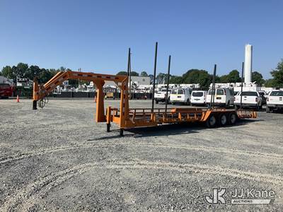 1992 Hudson Gooseneck Tagalong Trailer