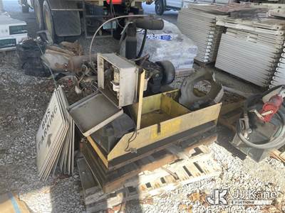 Pallets of 3 LondonFog Bug Sprayers