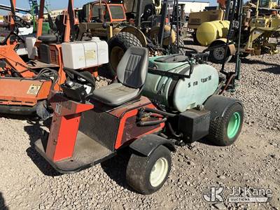 Kohler Smithco Sprayer Cart (Not Running)(Conditions Unknown )