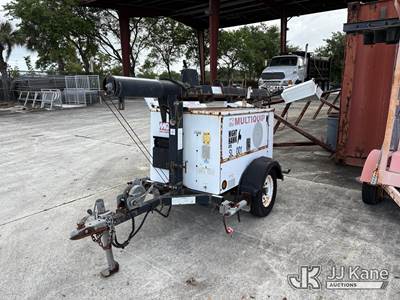 Multi-Quip Night Hawk LT12 Portable Light Tower