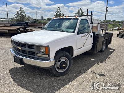 2000 Chevrolet C3500 Flatbed/Air Compressor Truck