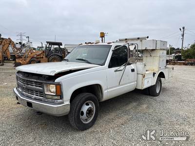 2000 Chevrolet C3500 Service Truck