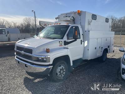 2007 Chevrolet C4500 Air Compressor/Enclosed Utility Truck