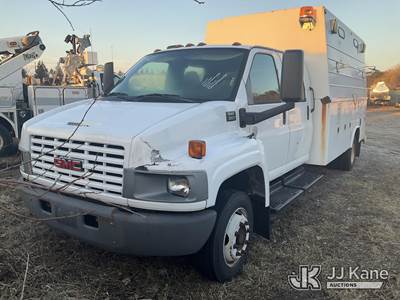 2008 Chevrolet C5500 Crew-Cab Enclosed Service Truck