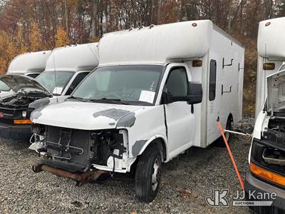 2010 Chevrolet Express G3500 Cutaway Enclosed Service Van