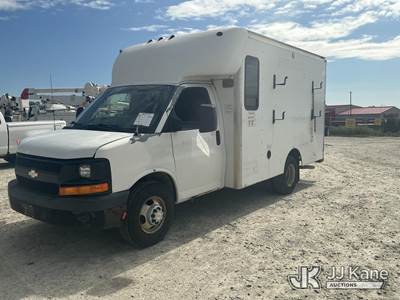 2010 Chevrolet Express G3500 Cutaway Enclosed Service Van