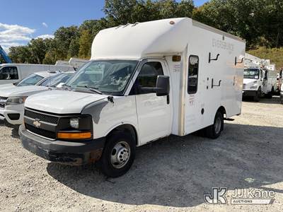 2010 Chevrolet Express G3500 Cutaway Enclosed Service Van