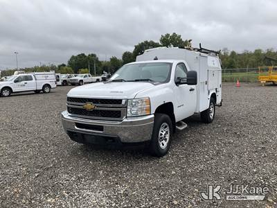 2014 CHEV SILVERADO 3500 4X2 Enclosed Service Truck