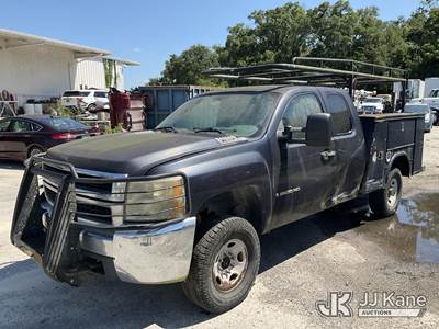 Chevrolet Silverado 2500HD Mechanic / Service Truck