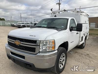 Chevrolet Silverado 2500HD Mechanic / Service Truck