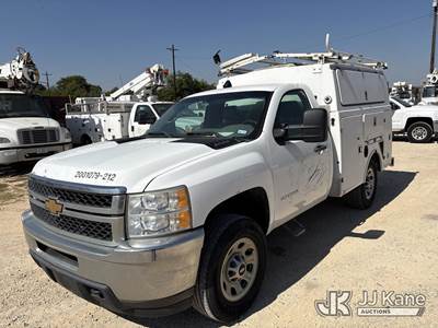 2012 Chevrolet Silverado 2500HD Enclosed Service Truck