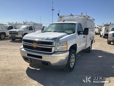 2012 Chevrolet Silverado 2500HD Enclosed Service Truck