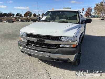 2002 Chevrolet Silverado 2500HD LS Service Truck