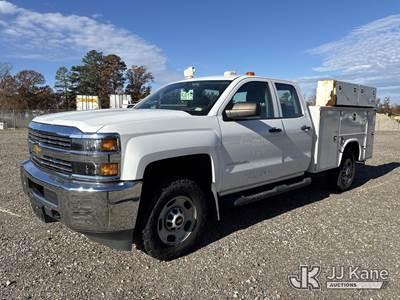 2016 Chevrolet Silverado 2500HD 4x4 Extended-Cab Service Truck