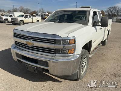 2017 Chevrolet Silverado 2500HD Extended-Cab Service Truck