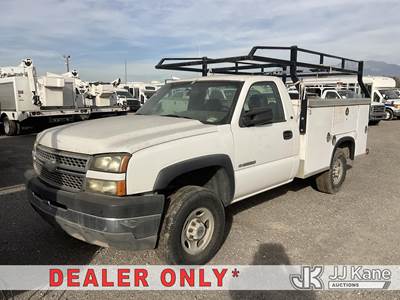 2005 Chevrolet Silverado 2500HD Service Truck