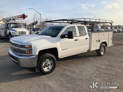 2019 Chevrolet Silverado 2500HD 4x4 Extended-Cab Service Truck
