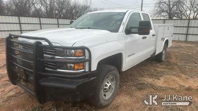 2018 Chevrolet Silverado 2500HD 4x4 Extended-Cab Pickup Truck