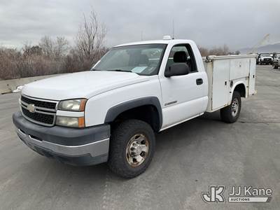 2007 Chevrolet Silverado 2500HD Service Truck