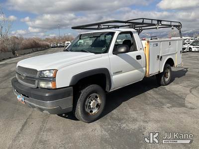 2003 Chevrolet Silverado 2500HD 4x4 Service Truck