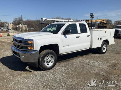 2018 Chevrolet Silverado 2500HD 4x4 Extended-Cab Service Truck